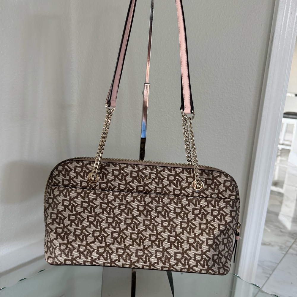 DKNY Bryant Park Brown/Khaki Monogram Shoulder Bag with Chain Strap NWOT